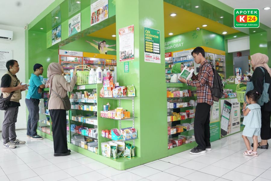 Buka Apotek di Rumah, Apakah Bisa?